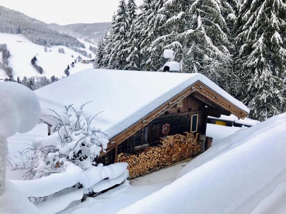 Wasserfallhuette Saalbach Buitenkant foto